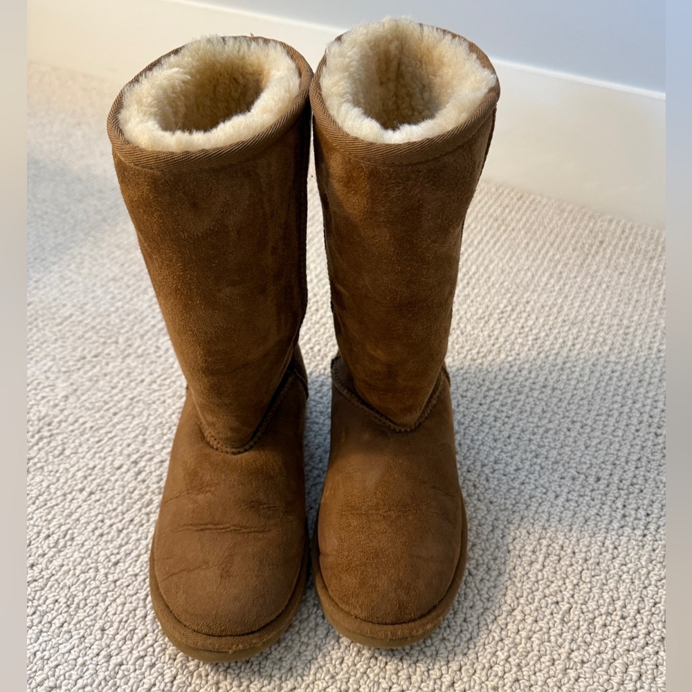 Ugg Kids Classic Tall Boots Chestnut - Size 3